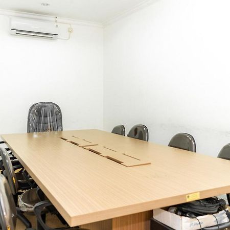 Reddoorz Plus Syariah Near Java Supermall Semarang 2 Eksteriør bilde