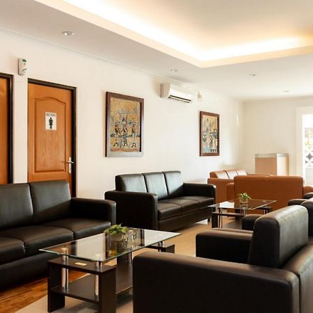 Reddoorz Plus Syariah Near Java Supermall Semarang 2 Eksteriør bilde