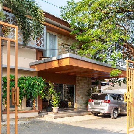 Reddoorz Plus Syariah Near Java Supermall Semarang 2 Eksteriør bilde