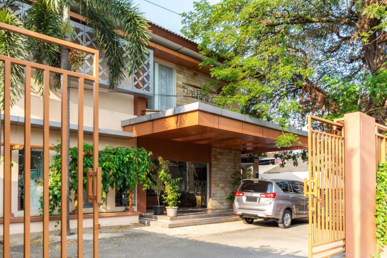 Reddoorz Plus Syariah Near Java Supermall Semarang 2 Eksteriør bilde