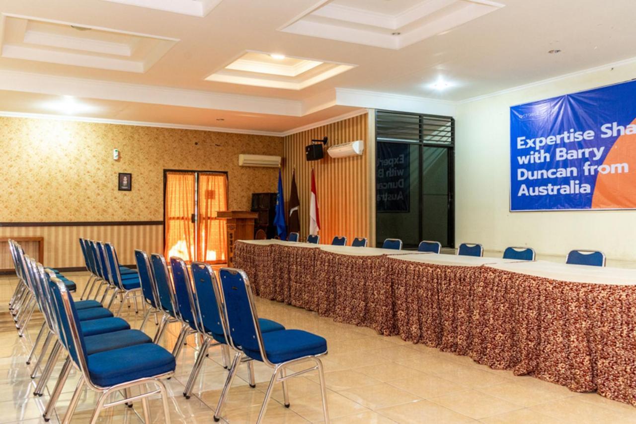 Reddoorz Plus Syariah Near Java Supermall Semarang 2 Eksteriør bilde