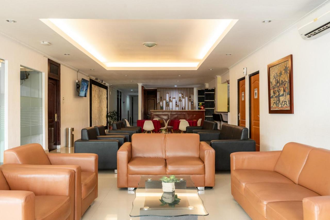 Reddoorz Plus Syariah Near Java Supermall Semarang 2 Eksteriør bilde