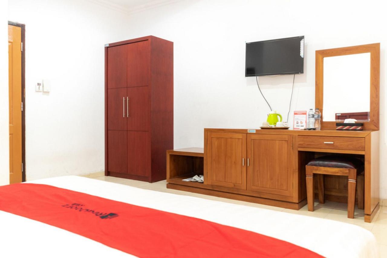 Reddoorz Plus Syariah Near Java Supermall Semarang 2 Eksteriør bilde